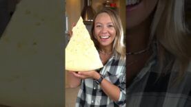 uvelichili-makarony-v-100-raz-giant-mac-and-cheese-attachment